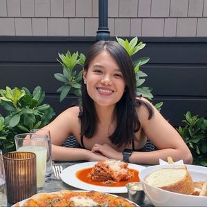 Meet your Posher, Jenny